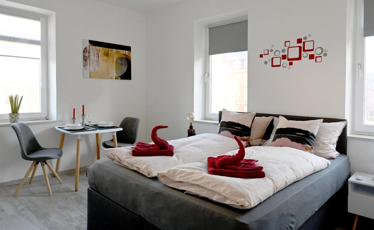 Gemuetliches Appartement Mit Netflix, Nespresso Und Boxspringbett Аугсбург Экстерьер фото
